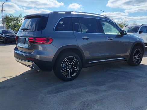 New 2026 Mercedes-Benz GLB 250 image 4