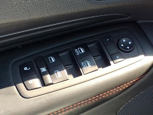 Used 2023 Dodge Durango GT image 15