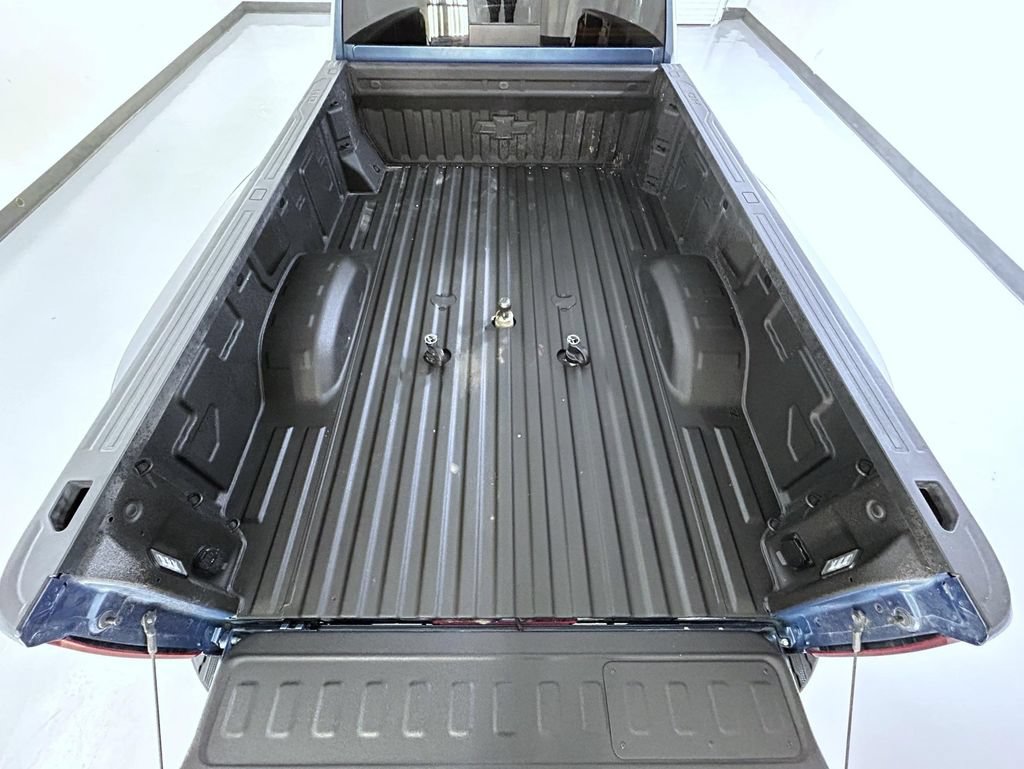 Certified 2026 Chevrolet Silverado 3500 High Country w/ Technology Package AWD/4WD image 23