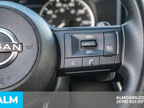 Used 2024 Nissan Rogue S FWD image 29