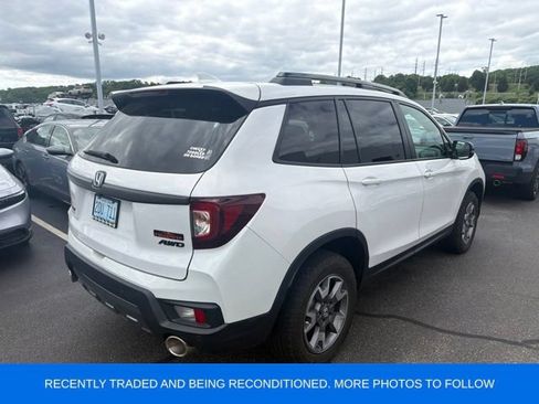 Used 2023 Honda Passport TrailSport image 3