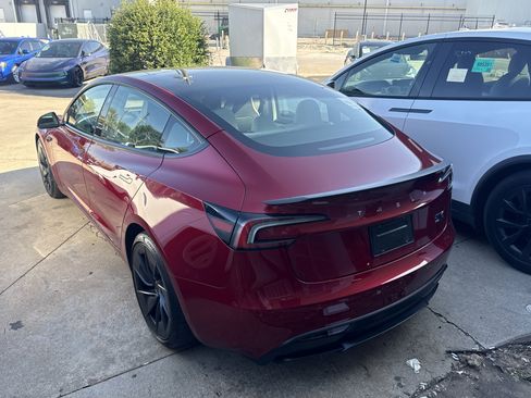 Used 2024 Tesla Model 3 Performance AWD/4WD image 5