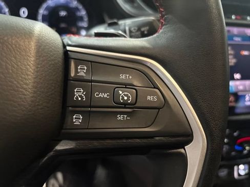 Used 2022 Jeep Grand Cherokee Trailhawk AWD/4WD image 20