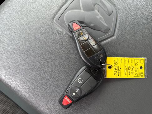 Used 2016 RAM 1500 Big Horn AWD/4WD image 32
