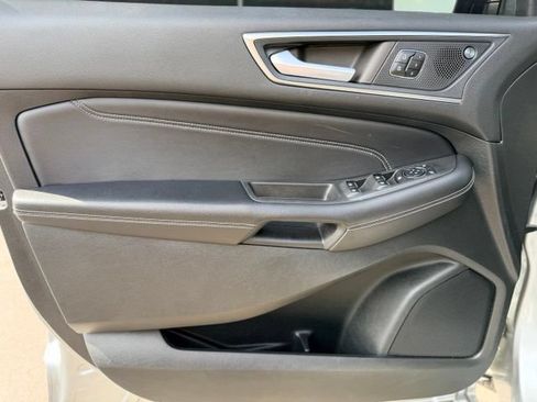 Used 2023 Ford Edge Titanium AWD/4WD image 18