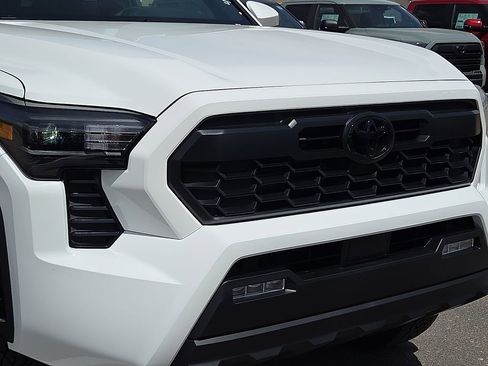 New 2026 Toyota Tacoma TRD Off-Road image 7