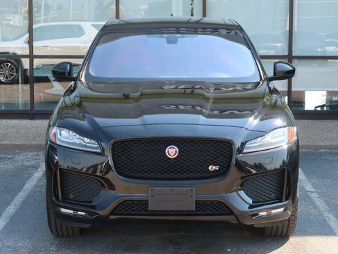 Used 2019 Jaguar F-PACE S AWD/4WD image 4