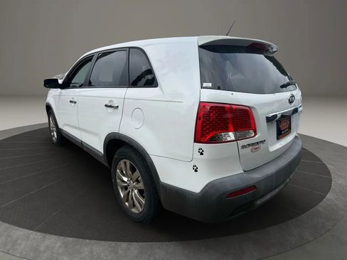 Used 2011 Kia Sorento EX w/ Premium Pkg image 5
