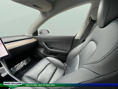 Used 2018 Tesla Model 3 Long Range image 22