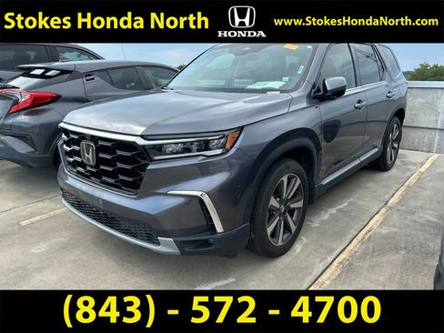 Used 2025 Honda Pilot Elite image 1