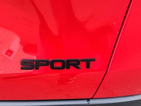 Certified 2025 Honda HR-V Sport image 7