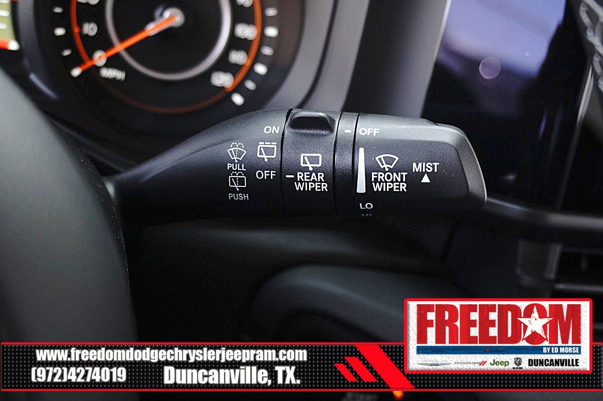 Used 2026 Jeep Wrangler Unlimited Rubicon AWD/4WD image 33