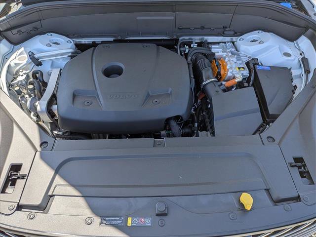 New 2026 Volvo XC90 T8 Plus w/ Protection Package Premier AWD/4WD image 19