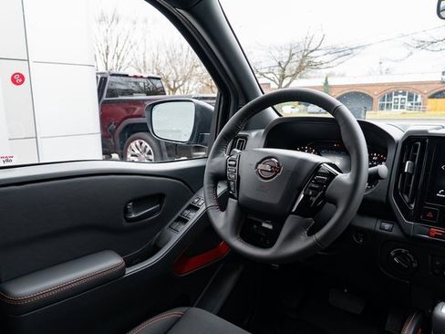 New 2026 Nissan Frontier PRO-4X w/ Pro-4x Convenience Package image 12