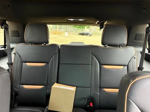 Used 2024 GMC Yukon AT4 w/ Max Trailering Package AWD/4WD image 14