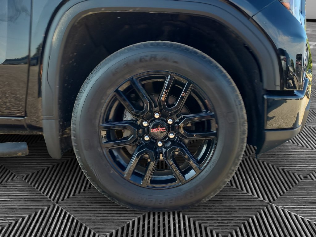 Used 2024 GMC Sierra 1500 Elevation AWD/4WD image 16