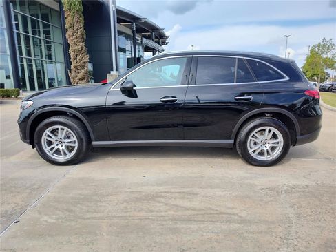 New 2025 Mercedes-Benz GLC 300 image 3