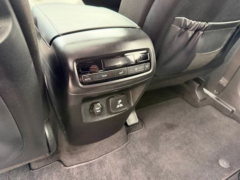 Used 2020 Hyundai Palisade SEL w/ Convenience Package FWD image 26