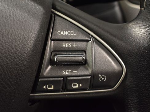 Used 2017 INFINITI Q50 2.0t w/ Moonroof Package image 17