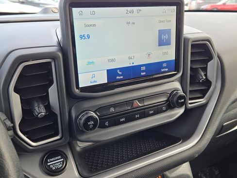 Used 2022 Ford Bronco Sport Outer Banks w/ Tech Package AWD/4WD image 25
