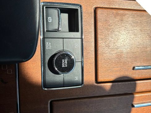Used 2023 Lincoln Navigator L Black Label AWD/4WD image 35