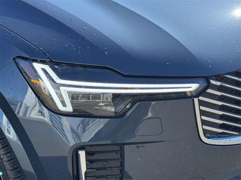 Used 2026 Volvo XC90 T8 Plus w/ Protection Package Premier image 7