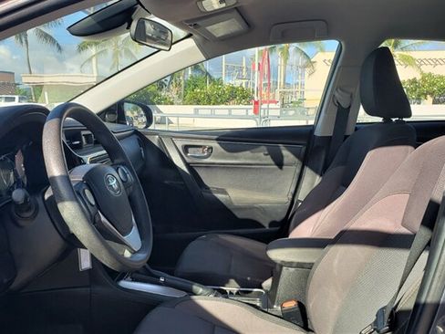 Used 2018 Toyota Corolla LE FWD image 9
