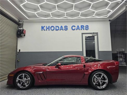 Used 2011 Chevrolet Corvette Grand Sport w/ Preferred Equipment Group image 1