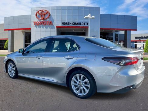 Used 2024 Toyota Camry LE w/ Convenience Package FWD image 4