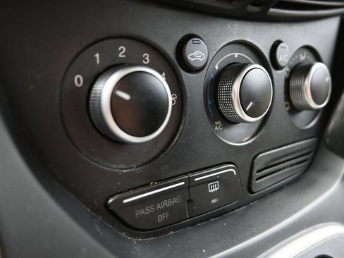 Used 2013 Ford Escape SE FWD image 16