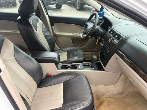 Used 2009 Mercury Milan Premier image 13