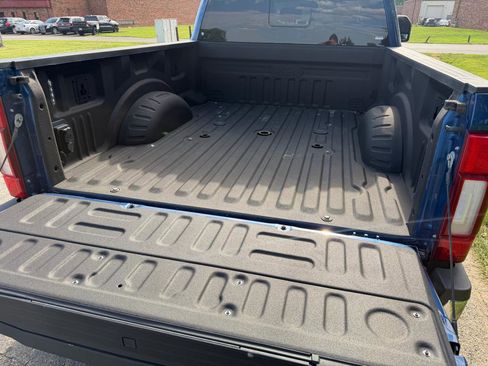 Used 2022 Ford F350 Lariat w/ Lariat Ultimate Package AWD/4WD image 15