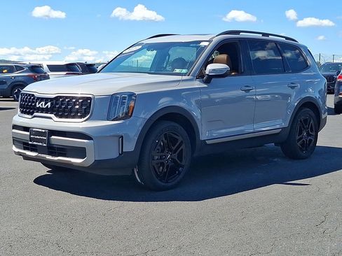 Certified 2023 Kia Telluride EX X-Line AWD/4WD image 3