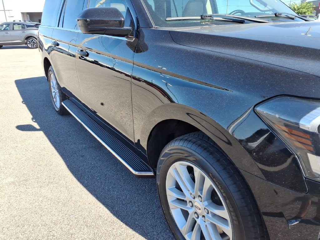 Used 2022 Ford Expedition Max XLT AWD/4WD image 21