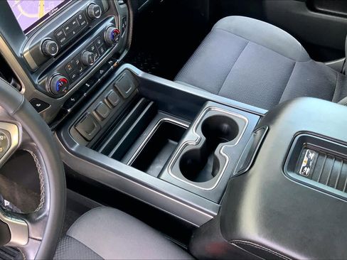 Used 2018 Chevrolet Silverado 1500 LT w/ Texas Edition image 18