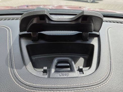 Used 2014 Jeep Cherokee Limited FWD image 32