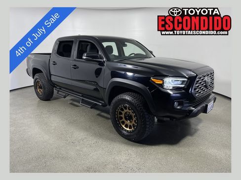 Certified 2021 Toyota Tacoma TRD Off-Road w/ Technology Package AWD/4WD image 1
