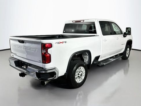 Used 2025 Chevrolet Silverado 2500 LT w/ Convenience Package AWD/4WD image 7