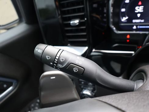 Used 2023 GMC Sierra 1500 Elevation w/ Elevation Premium Package AWD/4WD image 17