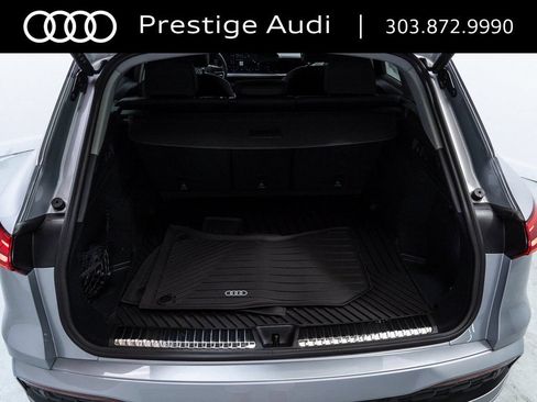 Used 2025 Audi Q5 Premium w/ Convenience Package AWD/4WD image 24