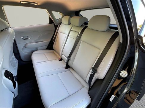 Used 2024 Hyundai Kona Limited AWD/4WD image 21