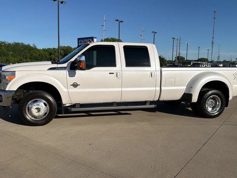 Used 2016 Ford F350 Lariat w/ Lariat Ultimate Package AWD/4WD image 9