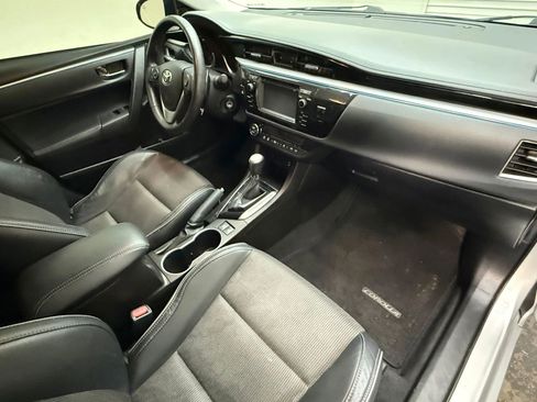 Used 2016 Toyota Corolla S FWD image 14