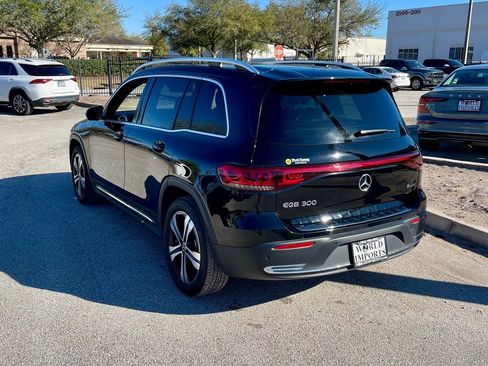 Used 2023 Mercedes-Benz EQB 300 4MATIC w/ Driver Assistance Package image 56