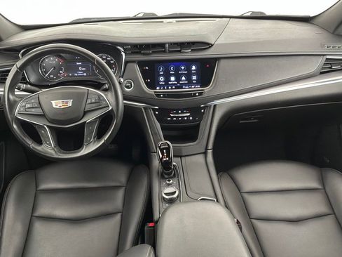 Used 2022 Cadillac XT5 Luxury w/ LPO, Floor Liner Package AWD/4WD image 12