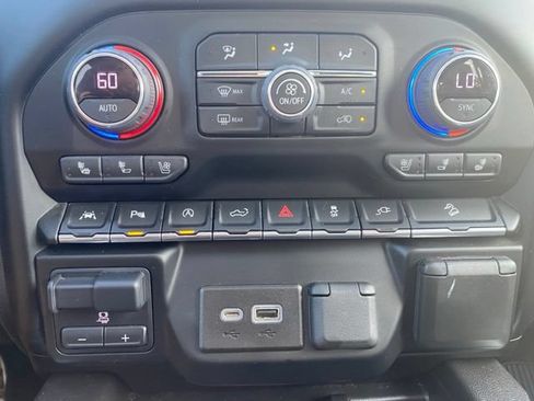 Used 2022 Chevrolet Silverado 1500 LTZ w/ LTZ Premium Texas Edition AWD/4WD image 26