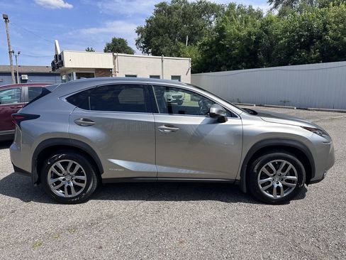 Used 2016 Lexus NX 300h AWD w/ Luxury Package image 8