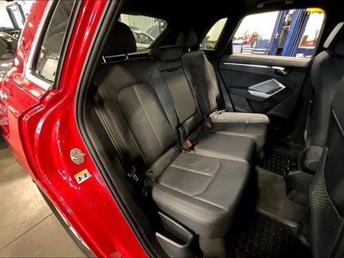 Certified 2023 Audi Q3 2.0T Premium image 27