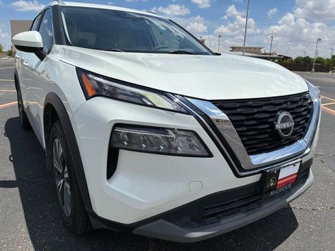 Certified 2023 Nissan Rogue SV FWD image 8