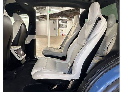 Used 2026 Tesla Model X Plaid AWD/4WD image 22